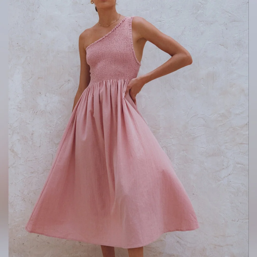 Balilane Alina One Shoulder Linen Dress in Rose